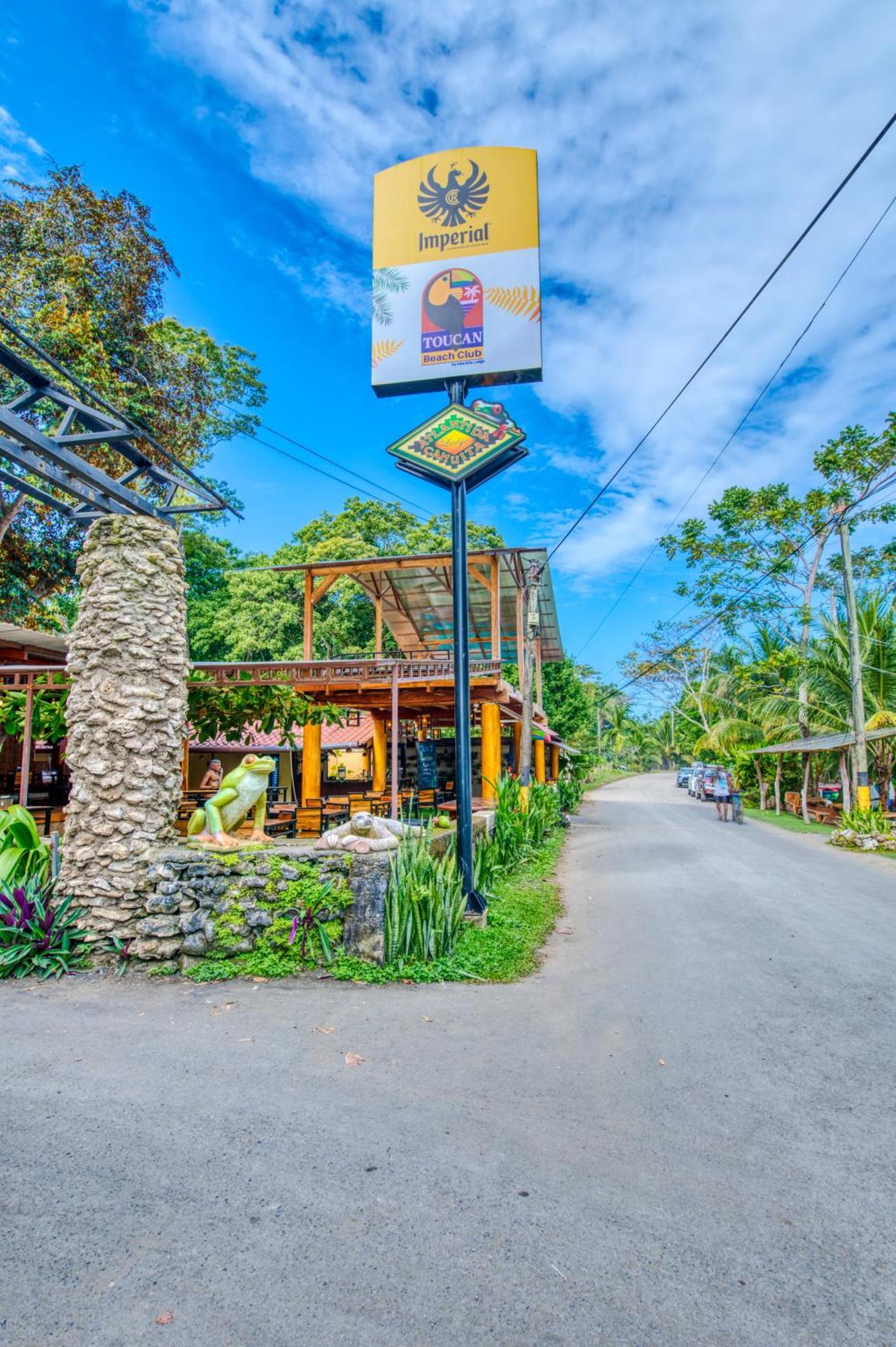 Atlantida Lodge Cahuita Exterior photo