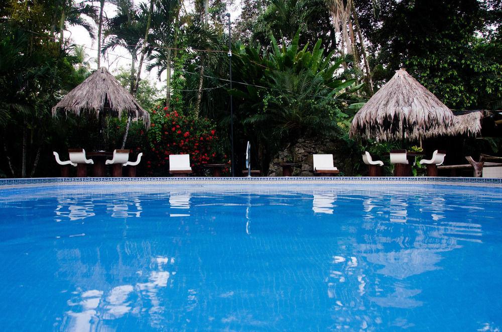 Atlantida Lodge Cahuita Exterior photo